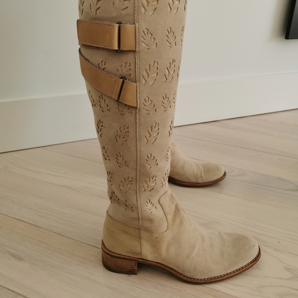 Timberland suede knee high boots. Like new - Picture 15 of 16